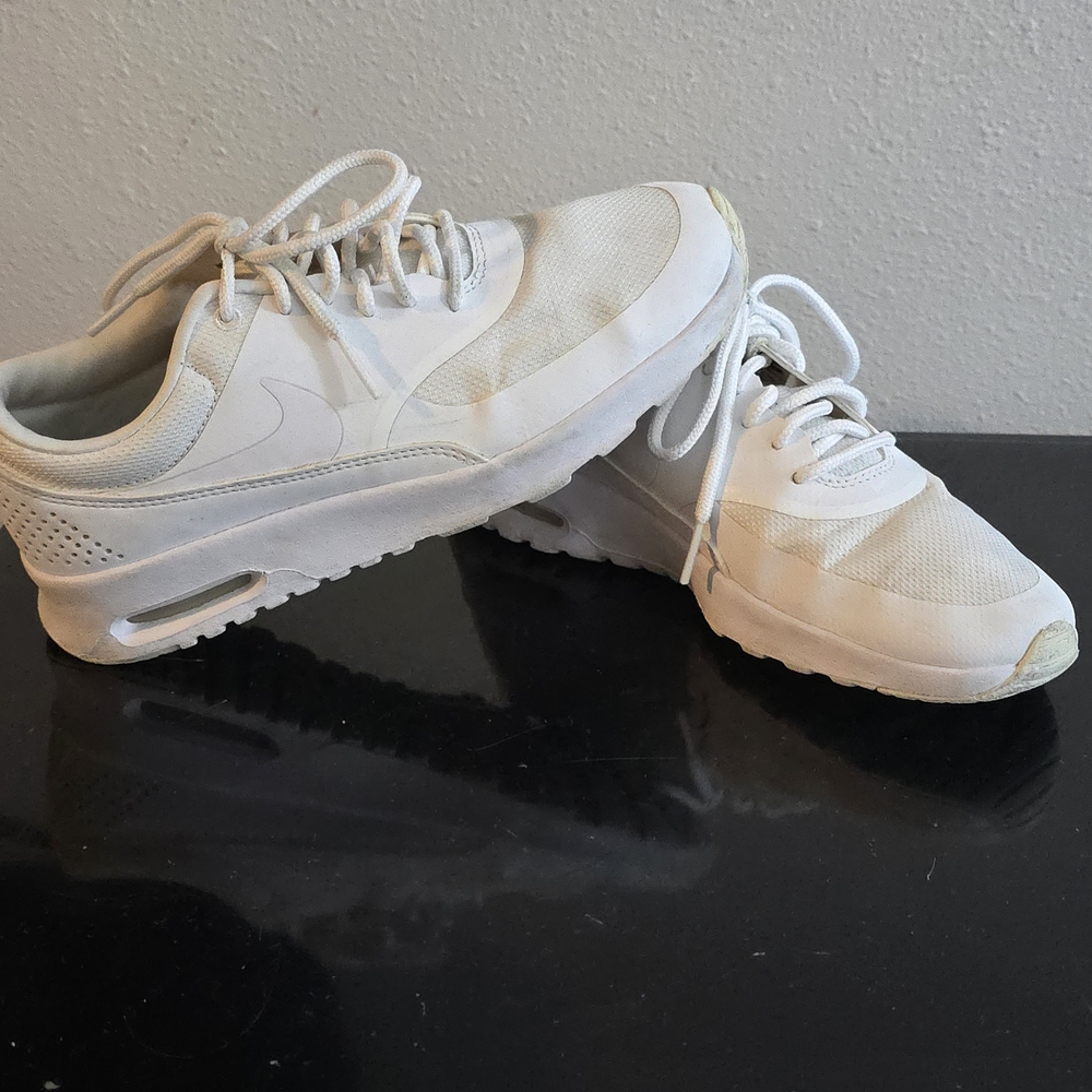 Nike White Low-Top Sneakers
